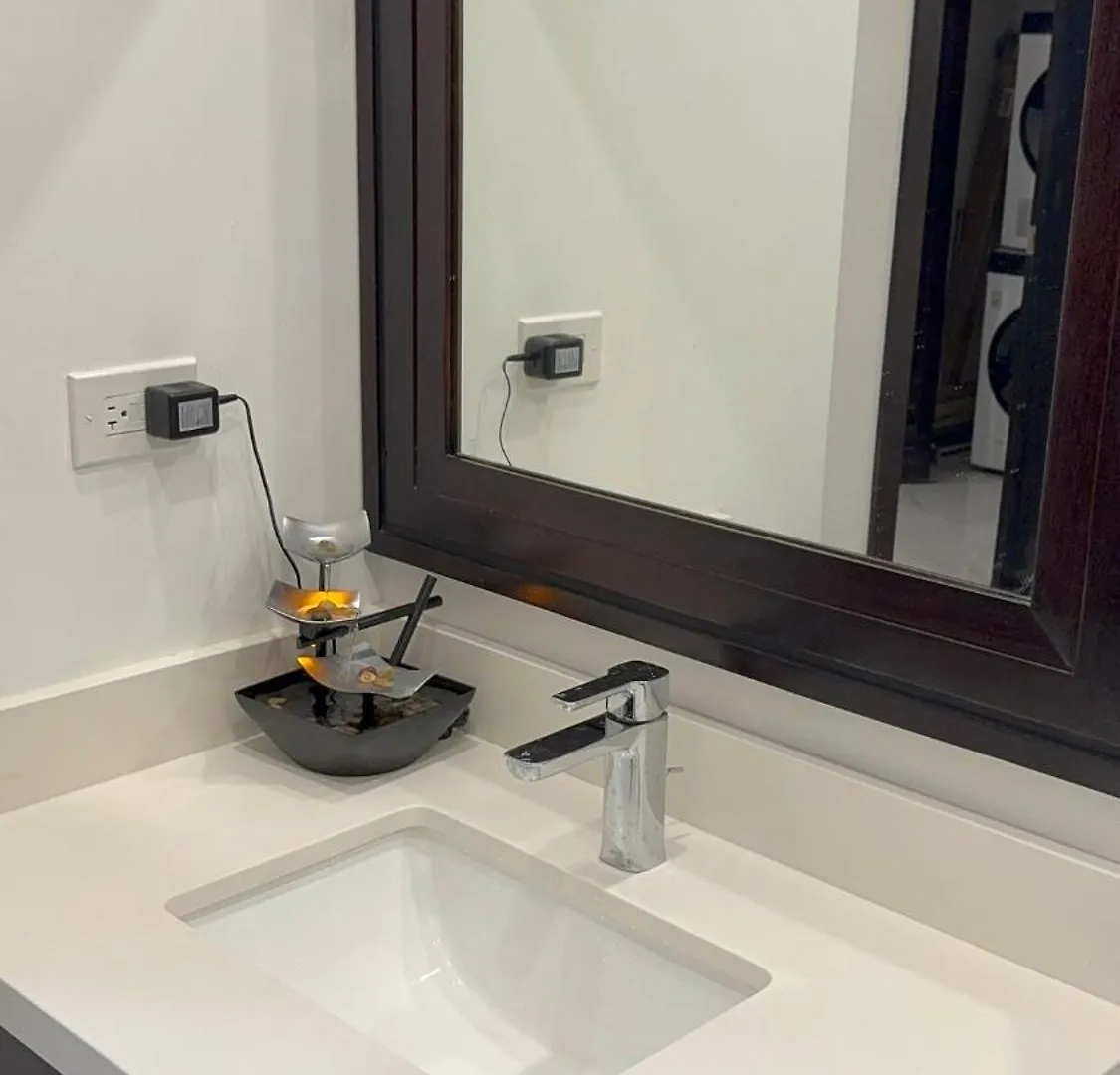 شقة City Abode Kingston Jamaica جامايكا